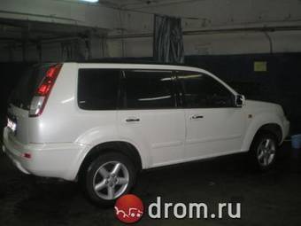 2000 Nissan X-Trail Photos