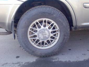 2000 Nissan X-Trail Photos