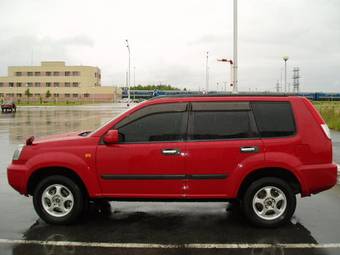 2000 Nissan X-Trail Pictures