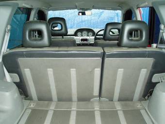 2000 Nissan X-Trail Pictures