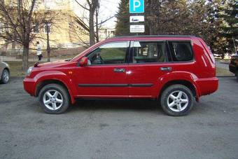 2000 Nissan X-Trail Pictures