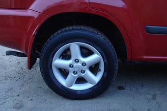 2000 Nissan X-Trail Photos