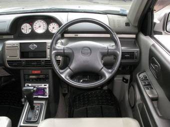 2000 Nissan X-Trail Pictures