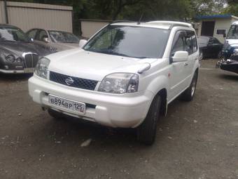 2000 Nissan X-Trail Images