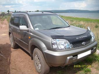 2000 Nissan X-Trail Photos