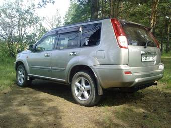 2000 Nissan X-Trail Photos