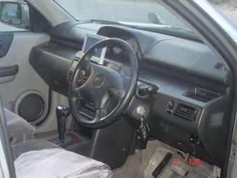 2000 Nissan X-Trail Photos
