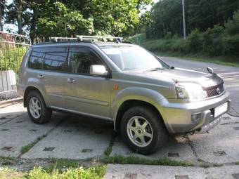 2000 Nissan X-Trail Photos