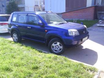 2000 Nissan X-Trail Photos