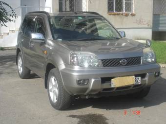 2000 Nissan X-Trail Images