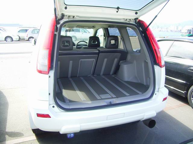 2001 Nissan X-Trail Pictures