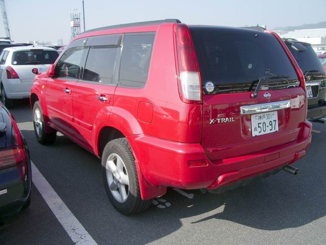 2001 Nissan X-Trail Wallpapers