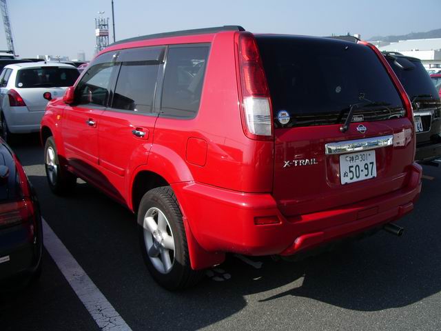 2001 Nissan X-Trail Photos