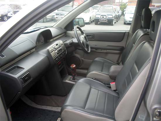 2001 Nissan X-Trail Pics