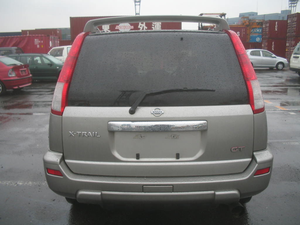 2001 Nissan X-Trail Photos
