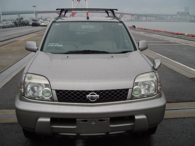 2001 Nissan X-Trail Photos