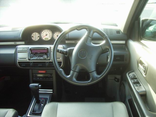 2001 Nissan X-Trail Photos