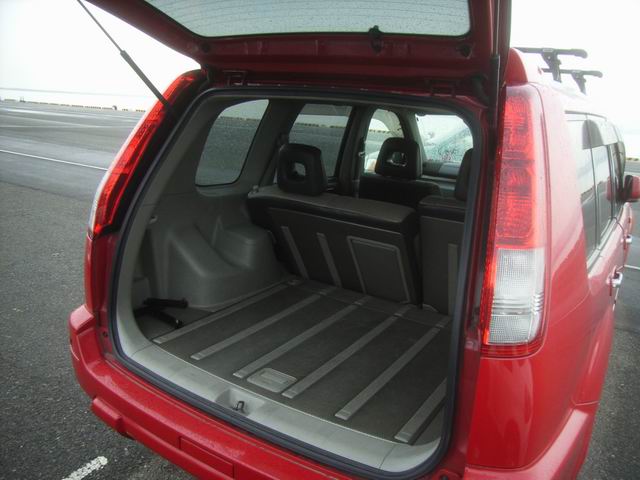 2001 Nissan X-Trail Photos