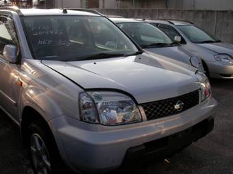 2001 Nissan X-Trail Images