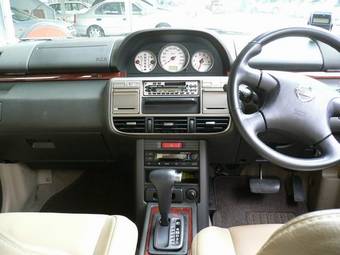 2001 Nissan X-Trail Wallpapers