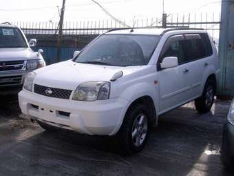 2001 Nissan X-Trail Photos