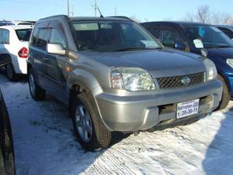 2001 Nissan X-Trail Images