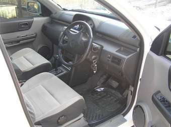 2001 Nissan X-Trail Photos