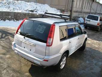 2001 Nissan X-Trail Images