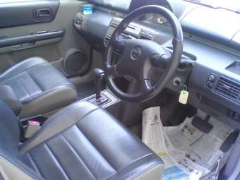 2001 Nissan X-Trail Photos