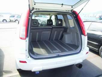 2001 Nissan X-Trail Photos