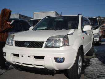 2001 Nissan X-Trail Photos