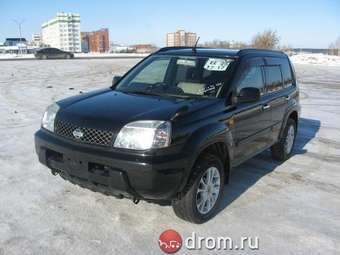 2001 Nissan X-Trail Images