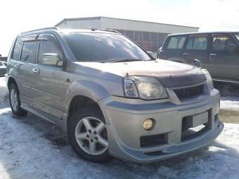 2001 Nissan X-Trail Wallpapers