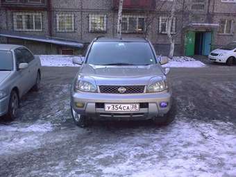 2001 Nissan X-Trail Images