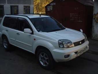 2001 Nissan X-Trail Photos