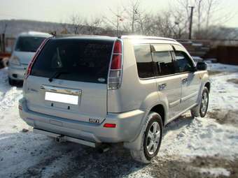 2001 Nissan X-Trail Pictures