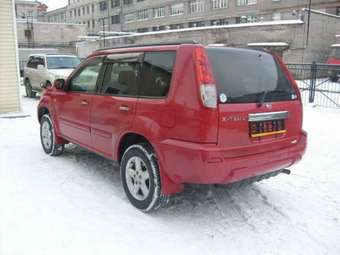 2001 Nissan X-Trail Photos