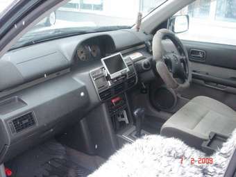 2001 Nissan X-Trail Pictures