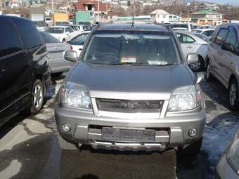 2001 Nissan X-Trail Images