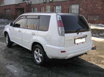 2001 Nissan X-Trail Pictures