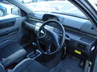 2001 Nissan X-Trail Pictures