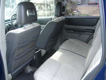 2001 Nissan X-Trail Photos