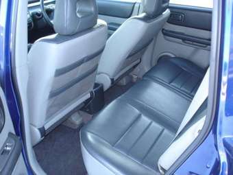 2001 Nissan X-Trail Wallpapers