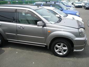 2001 Nissan X-Trail Photos