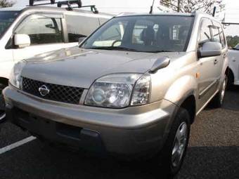 2001 Nissan X-Trail Photos