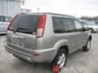 2001 Nissan X-Trail Photos