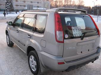 2001 Nissan X-Trail Photos