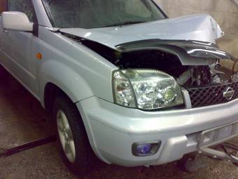 2001 Nissan X-Trail Images