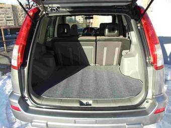 2001 Nissan X-Trail Images