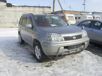 2001 Nissan X-Trail Photos